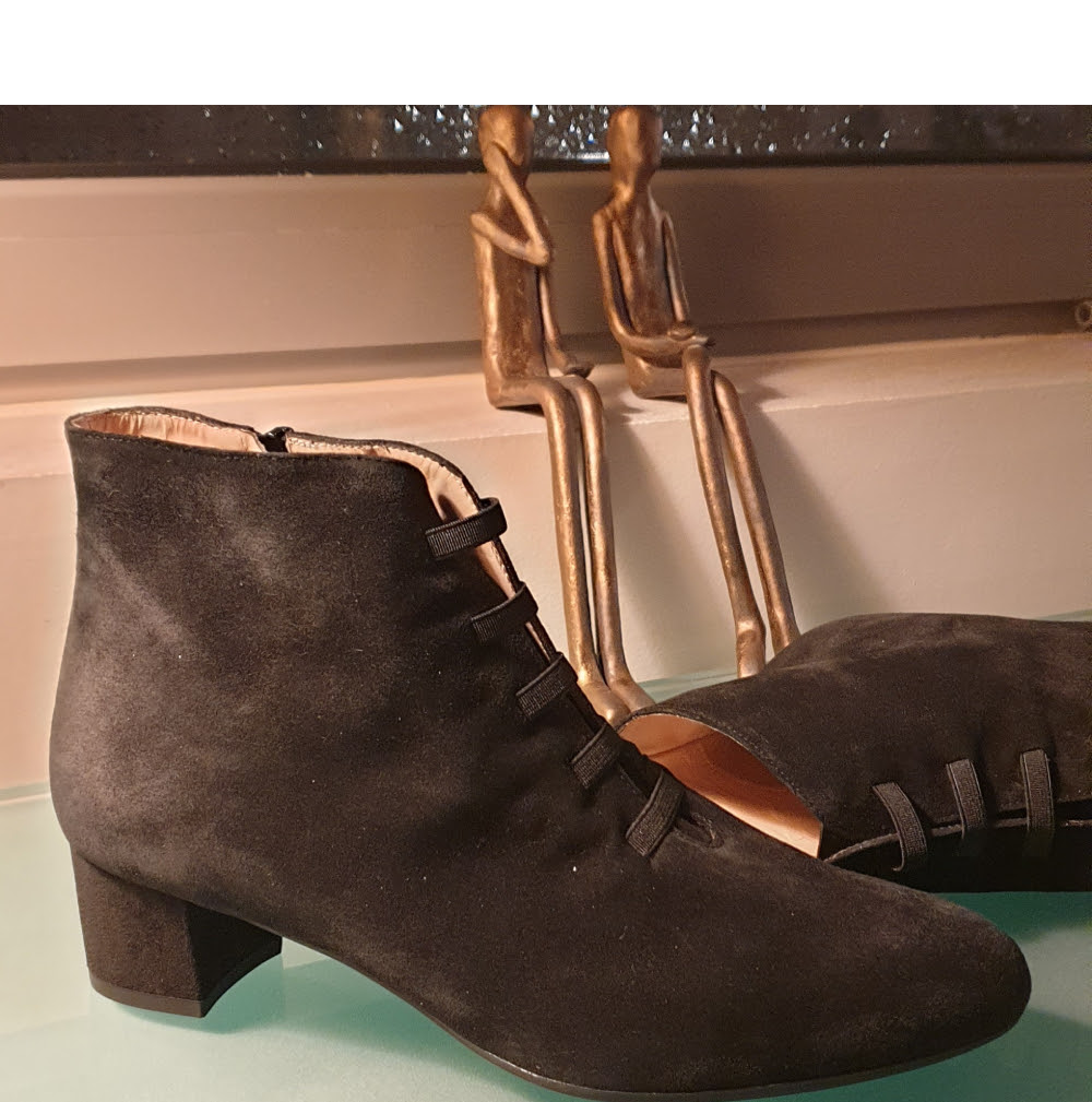 The-Bag-Black-Suede-Ankle-Boots-Elastic-Laces-
