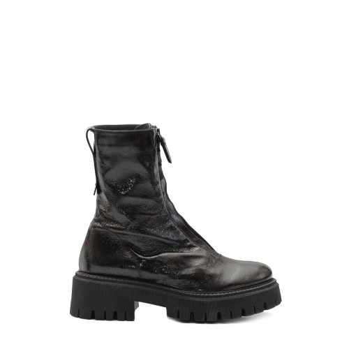 Lilimill Black Cracked Leather Boots