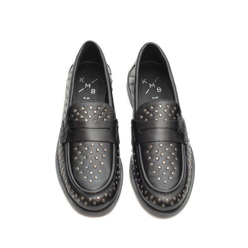 KMB_BLACK_LEATHER_METALSTUD_LOAFERS