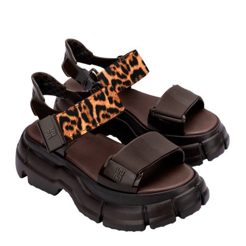 Melissa_Pulse_AD_Brown_1