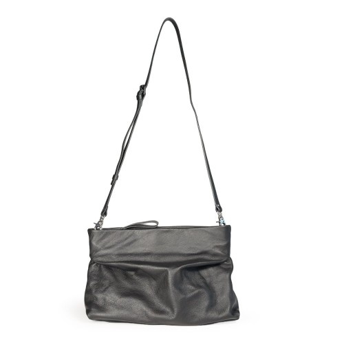 VICMATIE-GISELE-BLACK-SOFT-CLUTCH