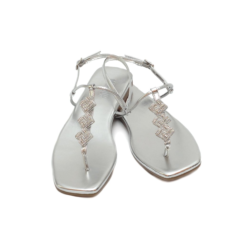 MENBUR_EMBELLISHED_SILVER_FLAT_THONG_SANDALS