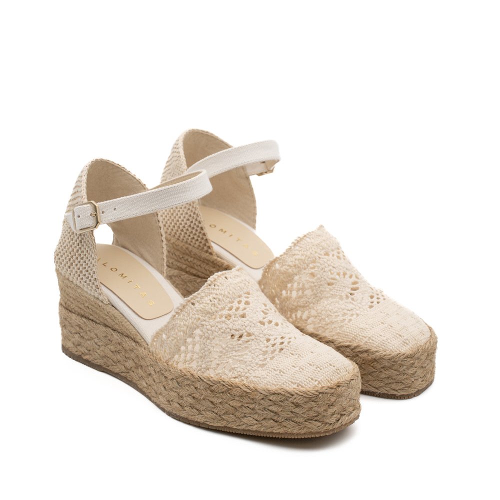 PALOMITAS_KLEO_CREAM_CROCHET_WEDGES