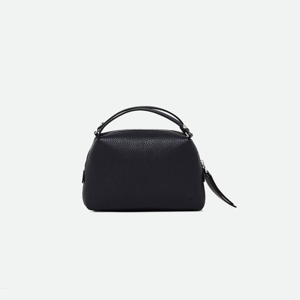 GIANNI-CHIARINI-ALIFA-BLACK-GRAIN