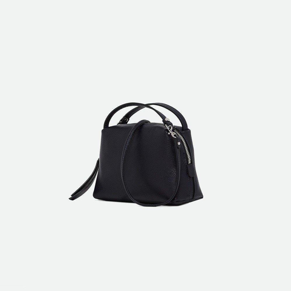 GIANNI-CHIARINI-ALIFA-BLACK-GRAIN