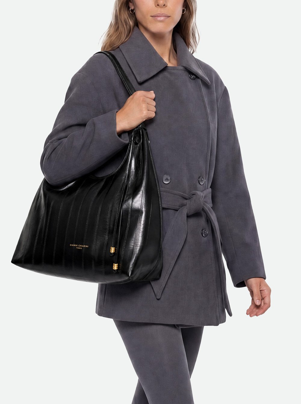 GIANNI-CHIARINI-DUA-LARGE-BLACK-EEL