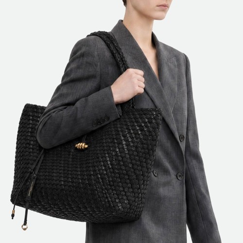 GIANNI-CHIARINI-AURELIE-LARGE-BLACK