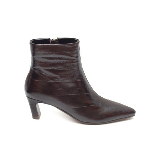 KMB-EEL-DARK-BROWN-ANKLE-BOOTS