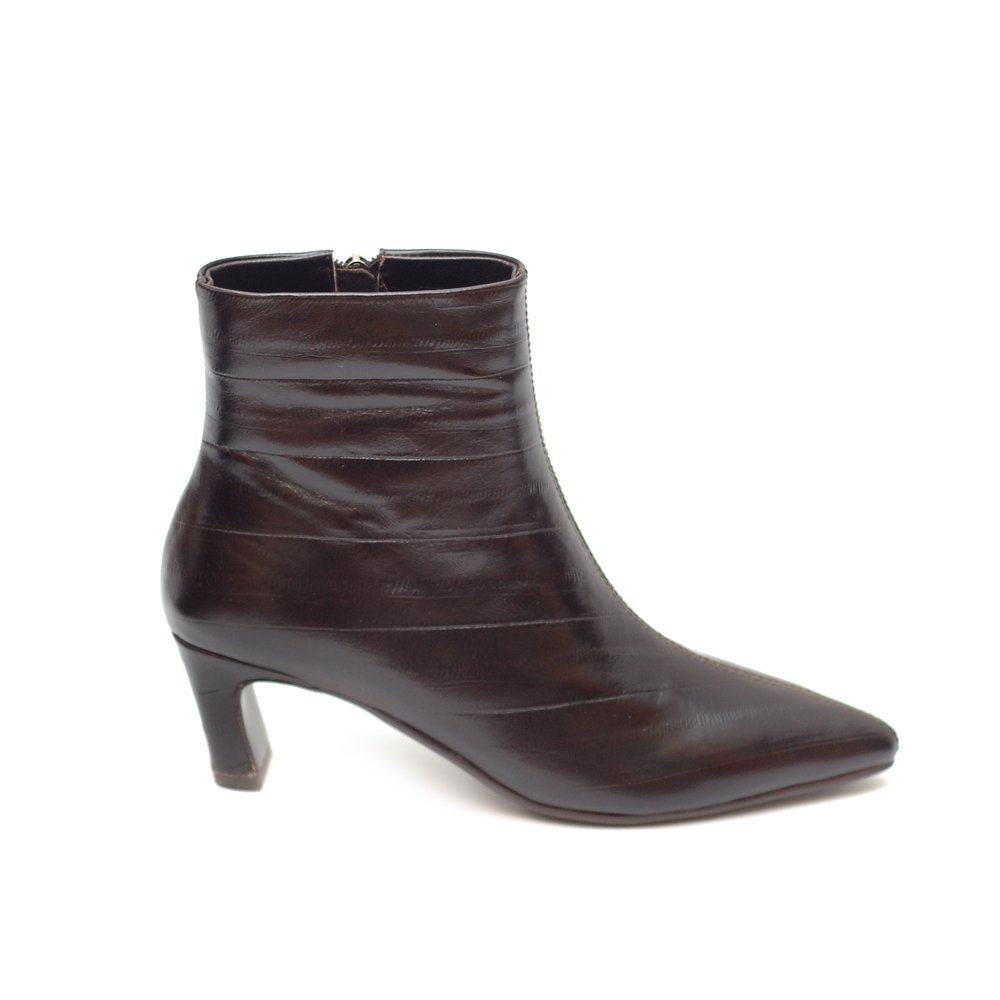 KMB-EEL-DARK-BROWN-ANKLE-BOOTS