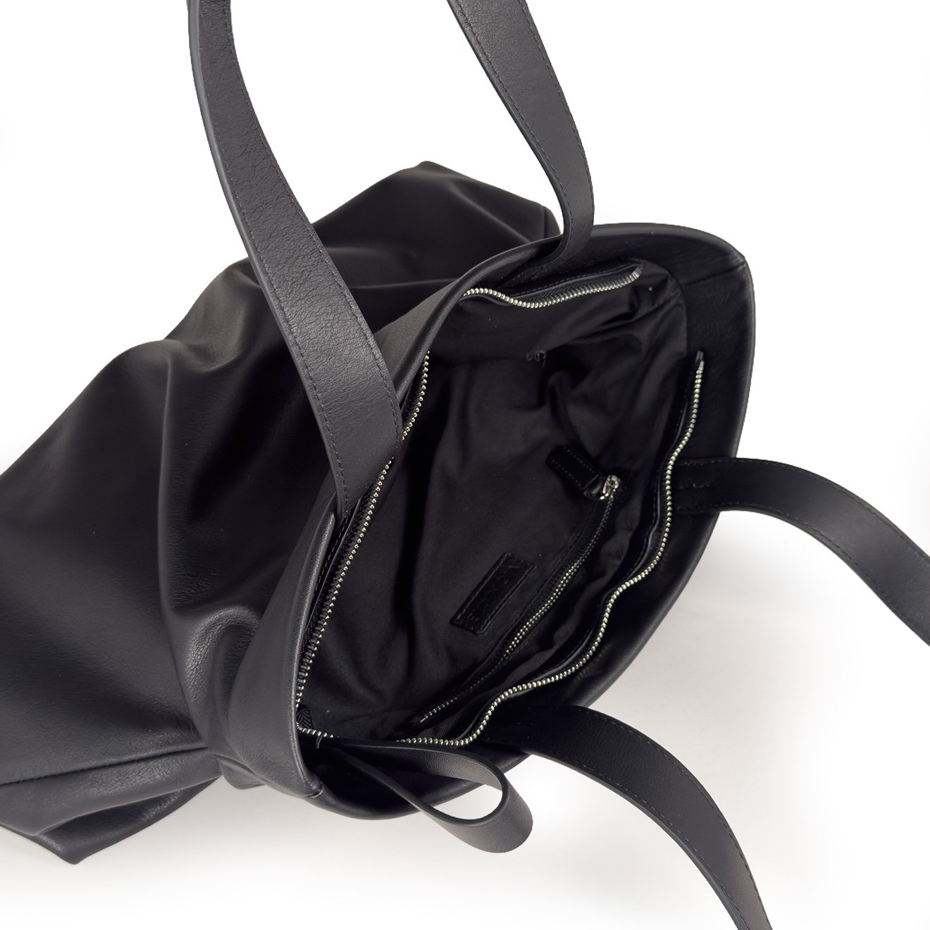 VIC-MATIE-ADRIANA-BLACK-LEATHER-BAG