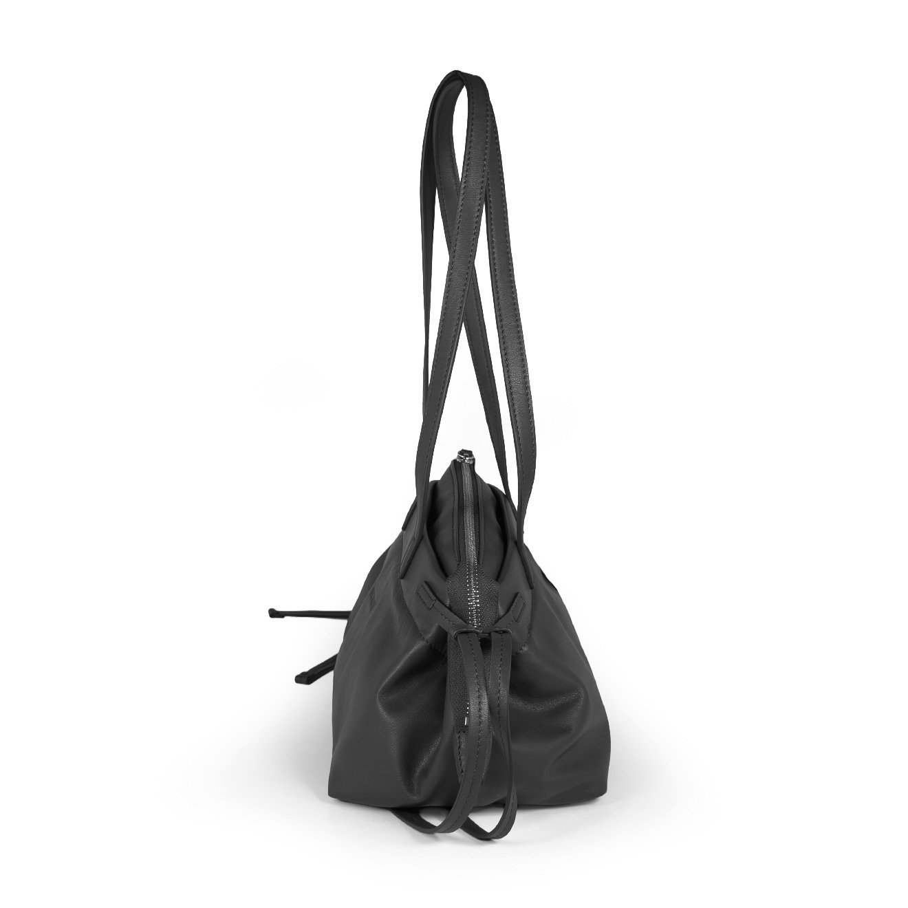 VIC-MATIE-CLAUDITA-BLACK-LEATHER-BAG