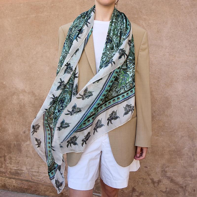 BELLA-BALLOU-PAISLEY-SILK-RECTANGLE-SCARF
