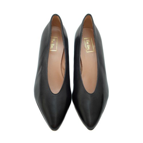 THE-BAG-BLACK-LEATHER-PUMPS
